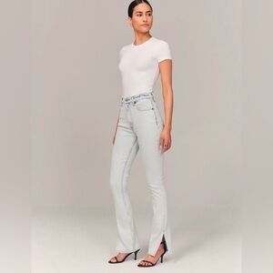ABERCROMBIE & FITCH Women’s Curve Love Ultra High Rise Straight Jean NWT 27
